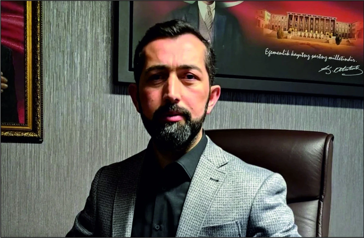 Gölcük Belediyesi yeni başkan yardımcısı Emre Paşaoğlu